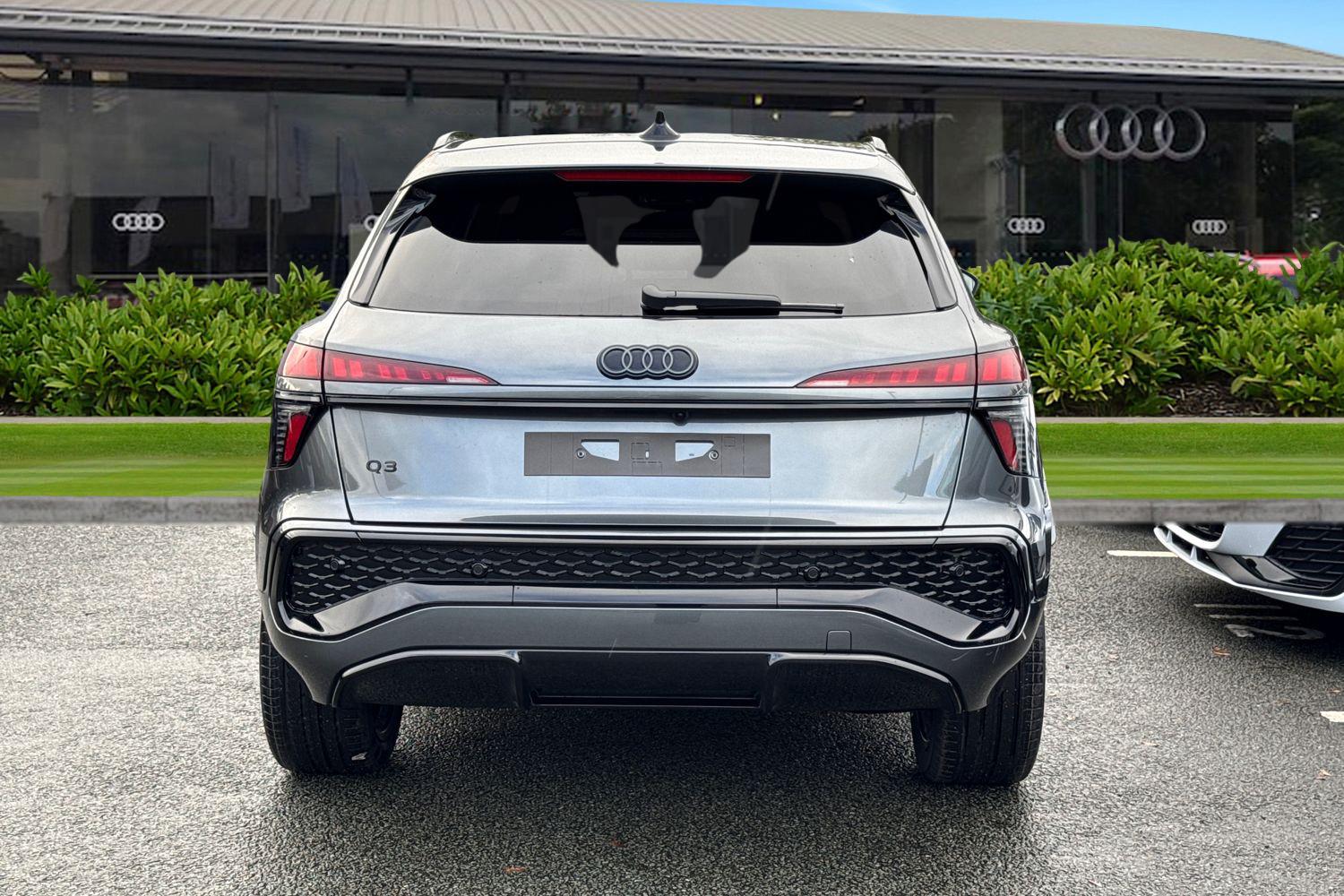 Used Audi Q3 2025 for sale - 76968084: Photo 4