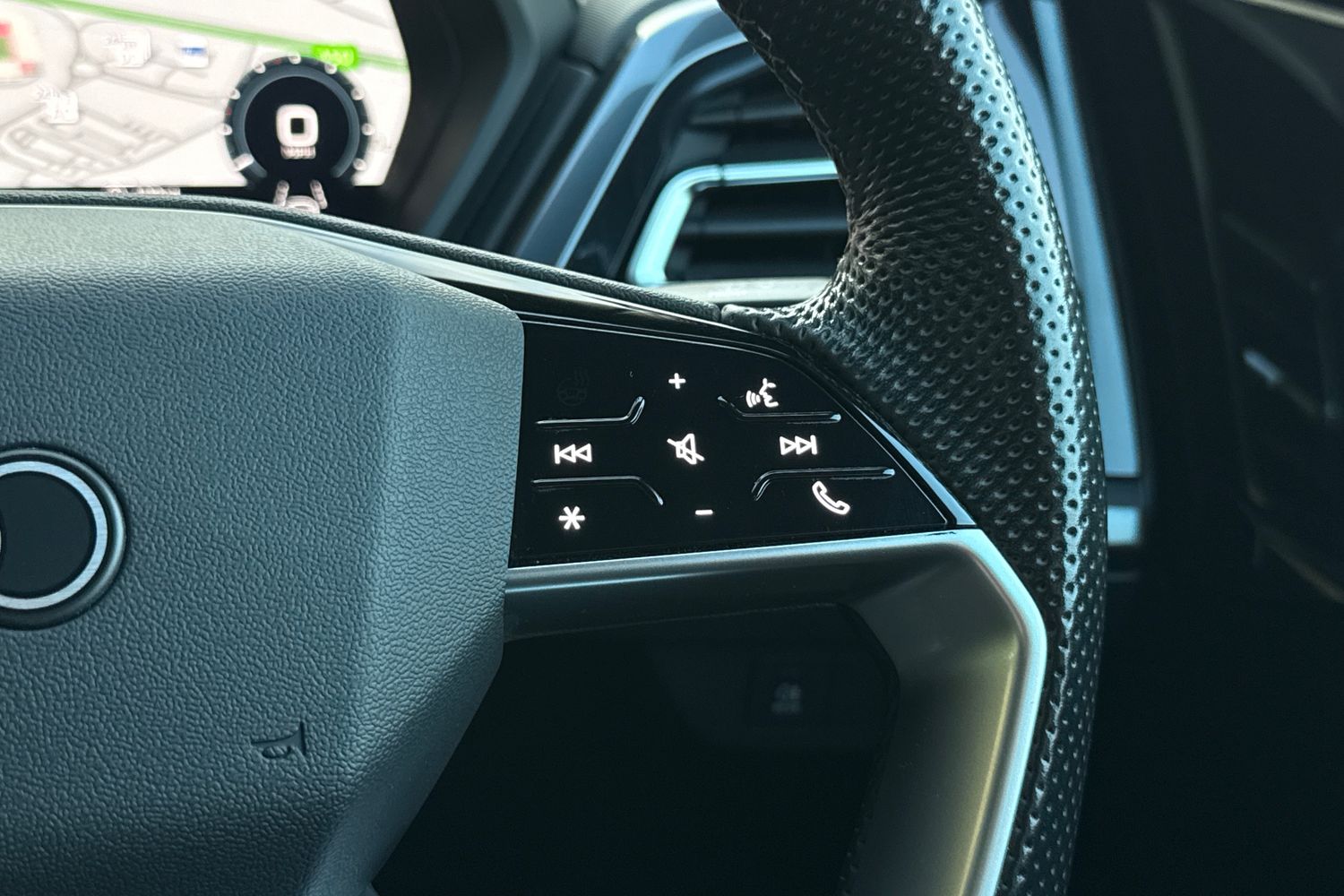 Used Audi Q4 e-tron 2022 for sale - 76590420: Photo 38