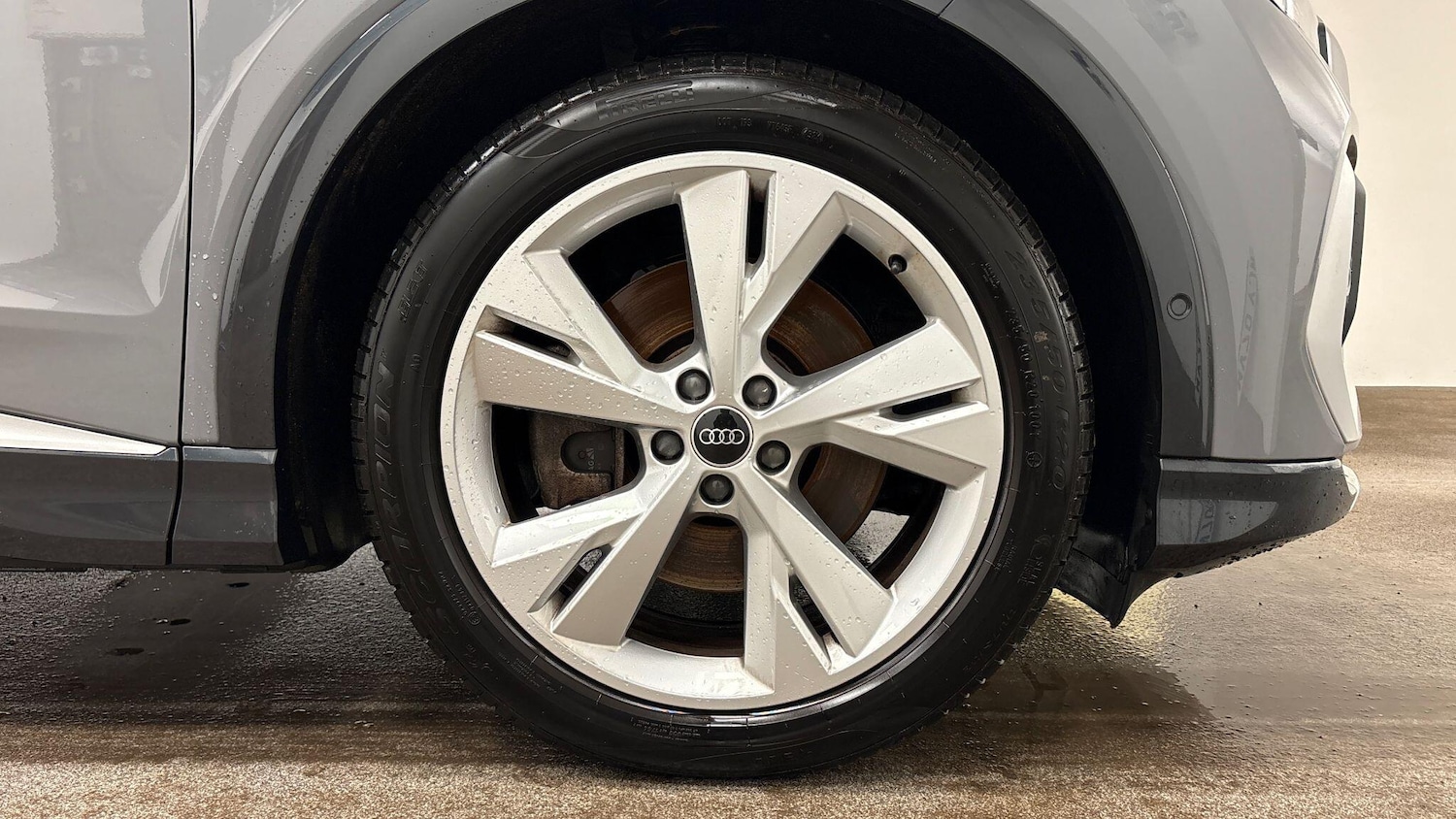 Used Audi Q4 e-tron 2022 for sale - 77692263: Photo 6