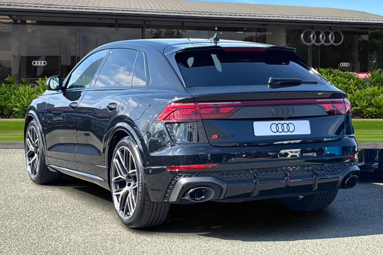Used Audi RS Q8 2025 for sale - 76164687: Photo 2