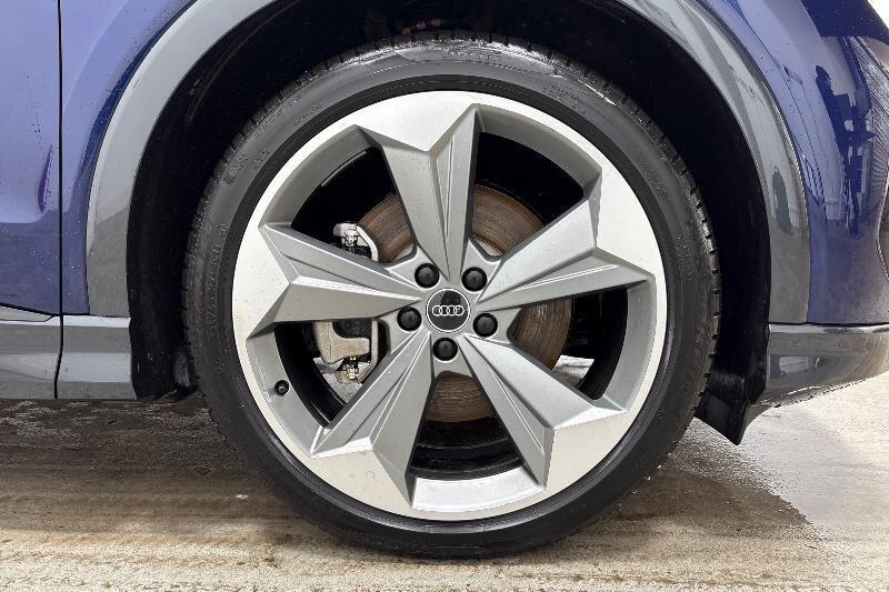 Used Audi Q4 e-tron 2025 for sale - 76469303: Photo 5