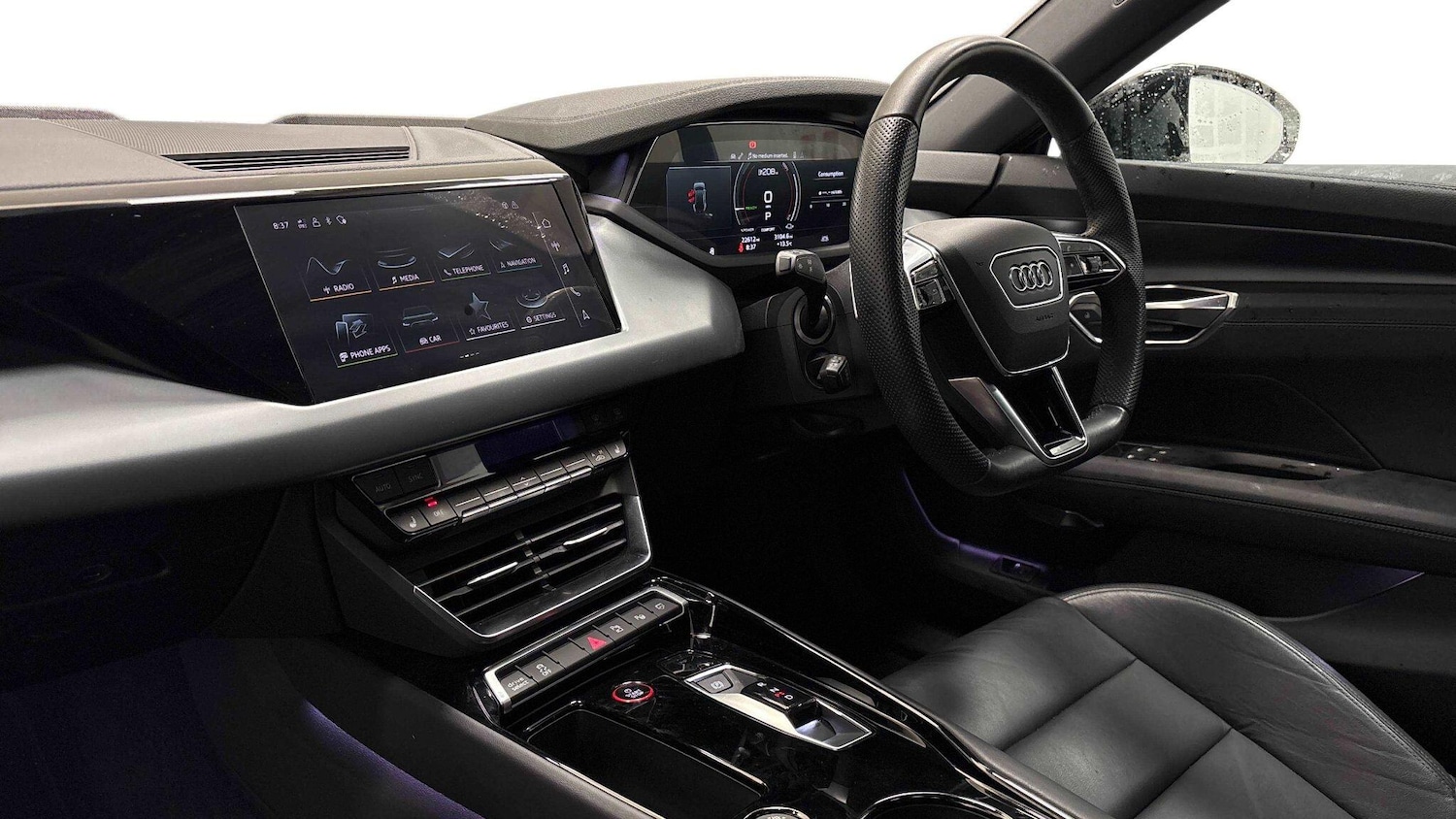 Used Audi e-tron GT 2023 for sale - 76128451: Photo 2