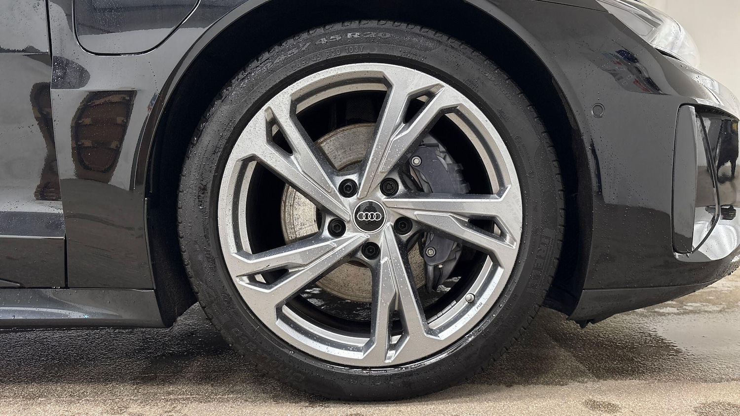 Used Audi e-tron GT 2023 for sale - 76128451: Photo 6