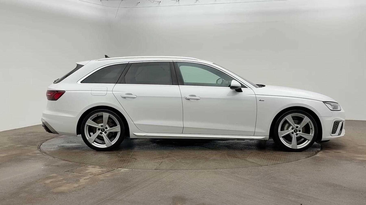 Used Audi A4 Avant 2024 for sale - 77733643: Photo 4