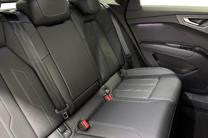 Used Audi Q4 e-tron 2024 for sale - 76353288: Photo 10