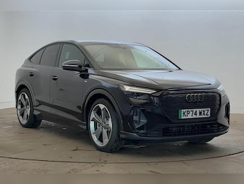 2024 - Q4 Sportback Black Edition 45 e-tron 210,00 kW 5-Door