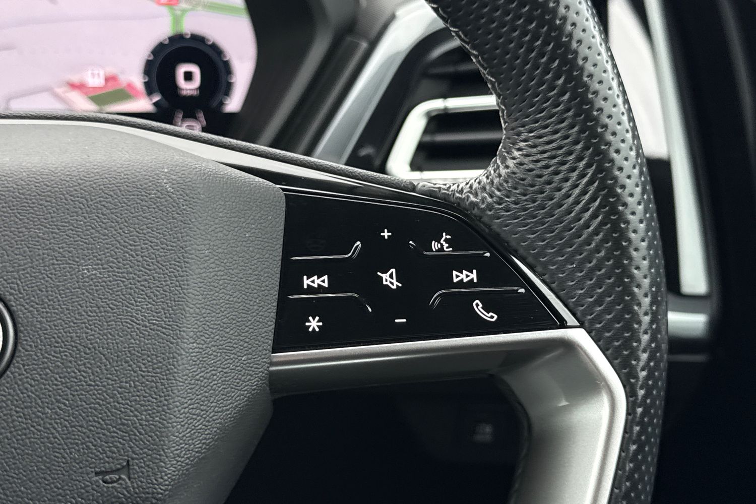 Used Audi Q4 e-tron 2023 for sale - 78070022: Photo 38