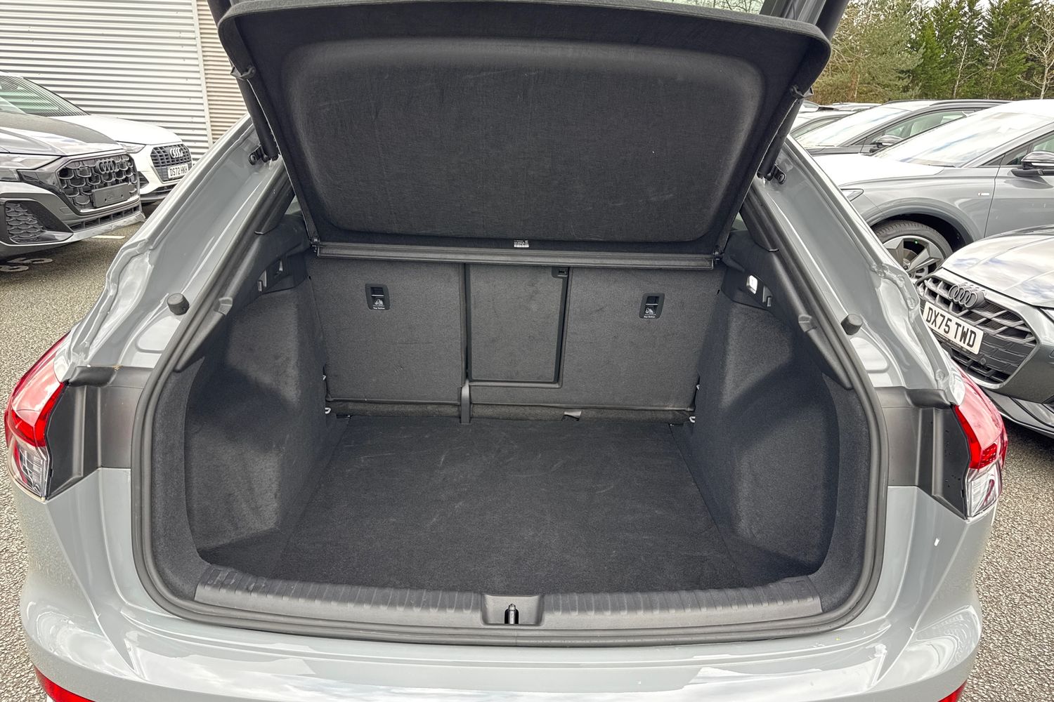 Used Audi Q4 e-tron 2023 for sale - 78070022: Photo 7