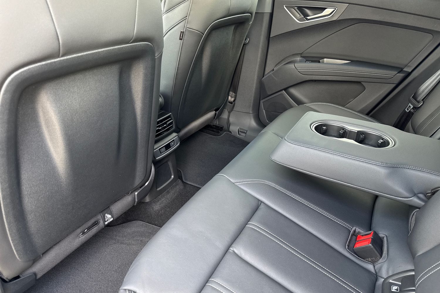 Used Audi Q4 e-tron 2026 for sale - 78001680: Photo 42