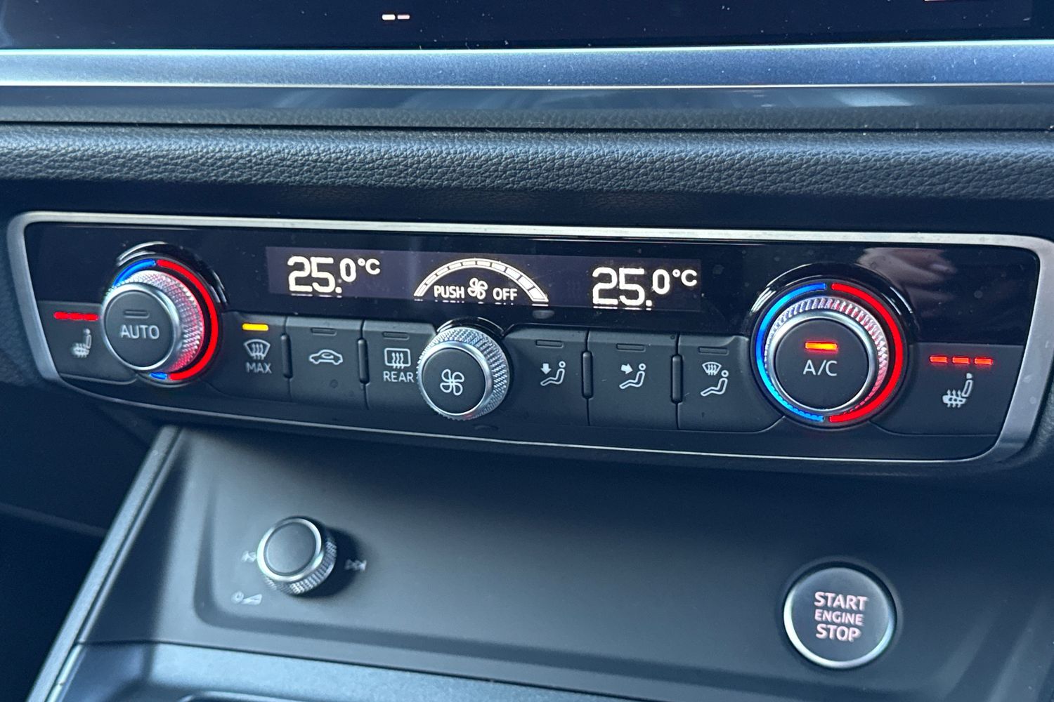 Used Audi Q3 2019 for sale - 77383009: Photo 19