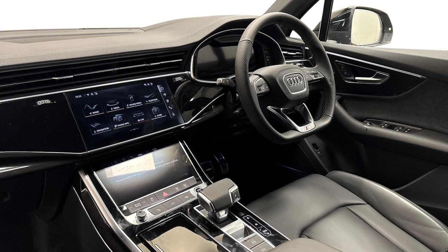 Used Audi Q7 2025 for sale - 76520010: Photo 2