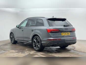 Used Audi Q7 2025 for sale - 76520010: Photo