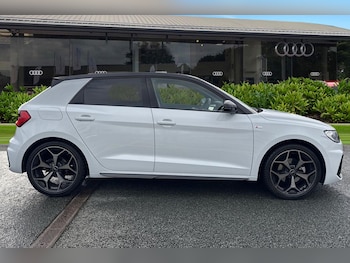 Used Audi A1 2024 for sale - 77270402: Photo