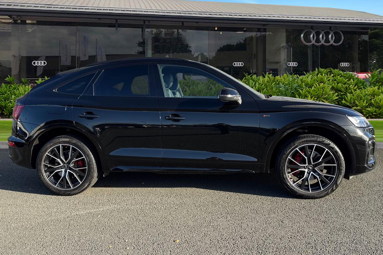 Used Audi Q5 2022 for sale - 76610858: Photo 3