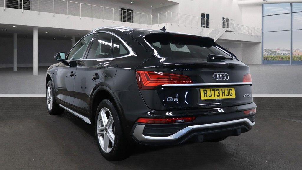 Used Audi Q5 2023 for sale - 77128956: Photo 2