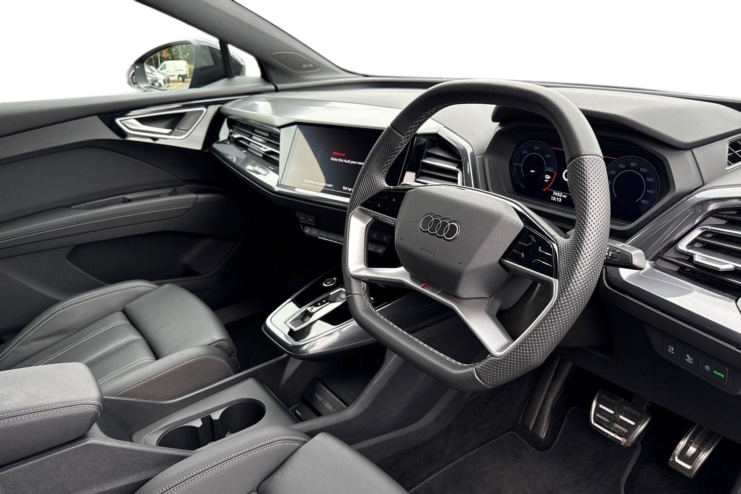 Used Audi Q4 e-tron 2025 for sale - 76435921: Photo 14