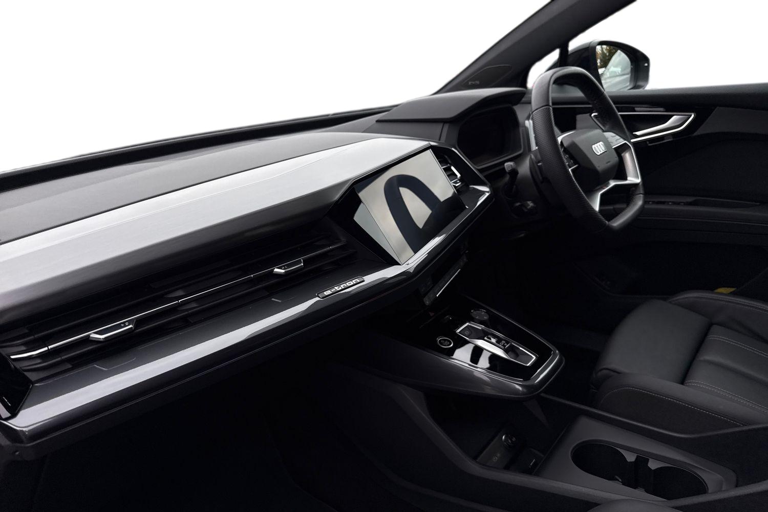 Used Audi Q4 e-tron 2025 for sale - 76435921: Photo 15