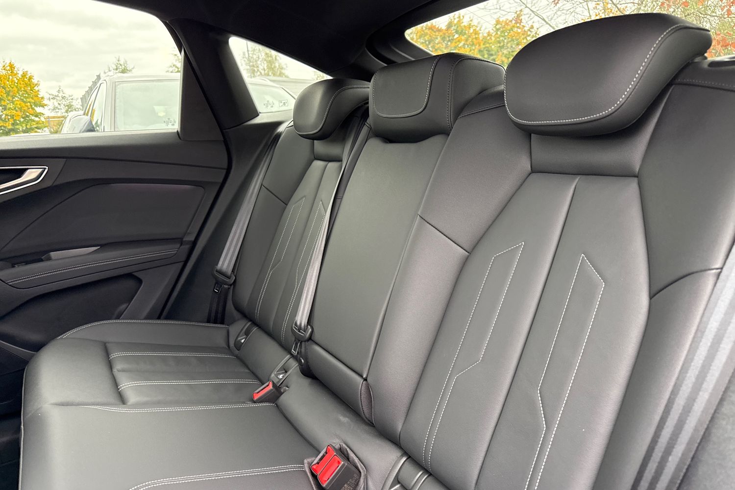 Used Audi Q4 e-tron 2025 for sale - 76435921: Photo 19