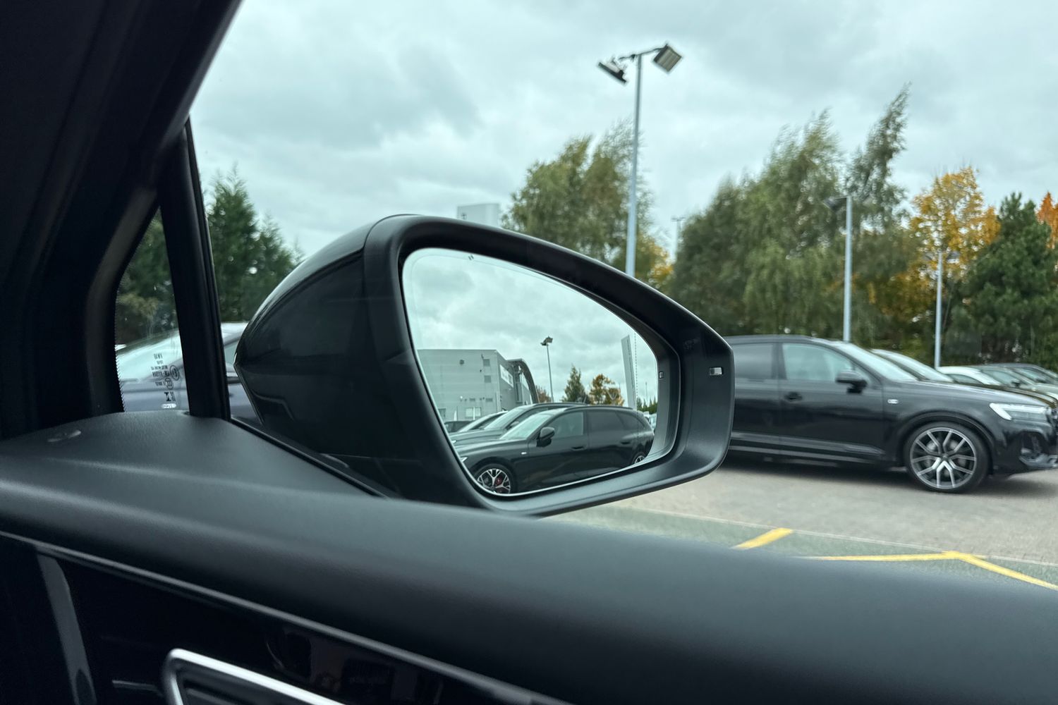 Used Audi Q4 e-tron 2025 for sale - 76435921: Photo 21