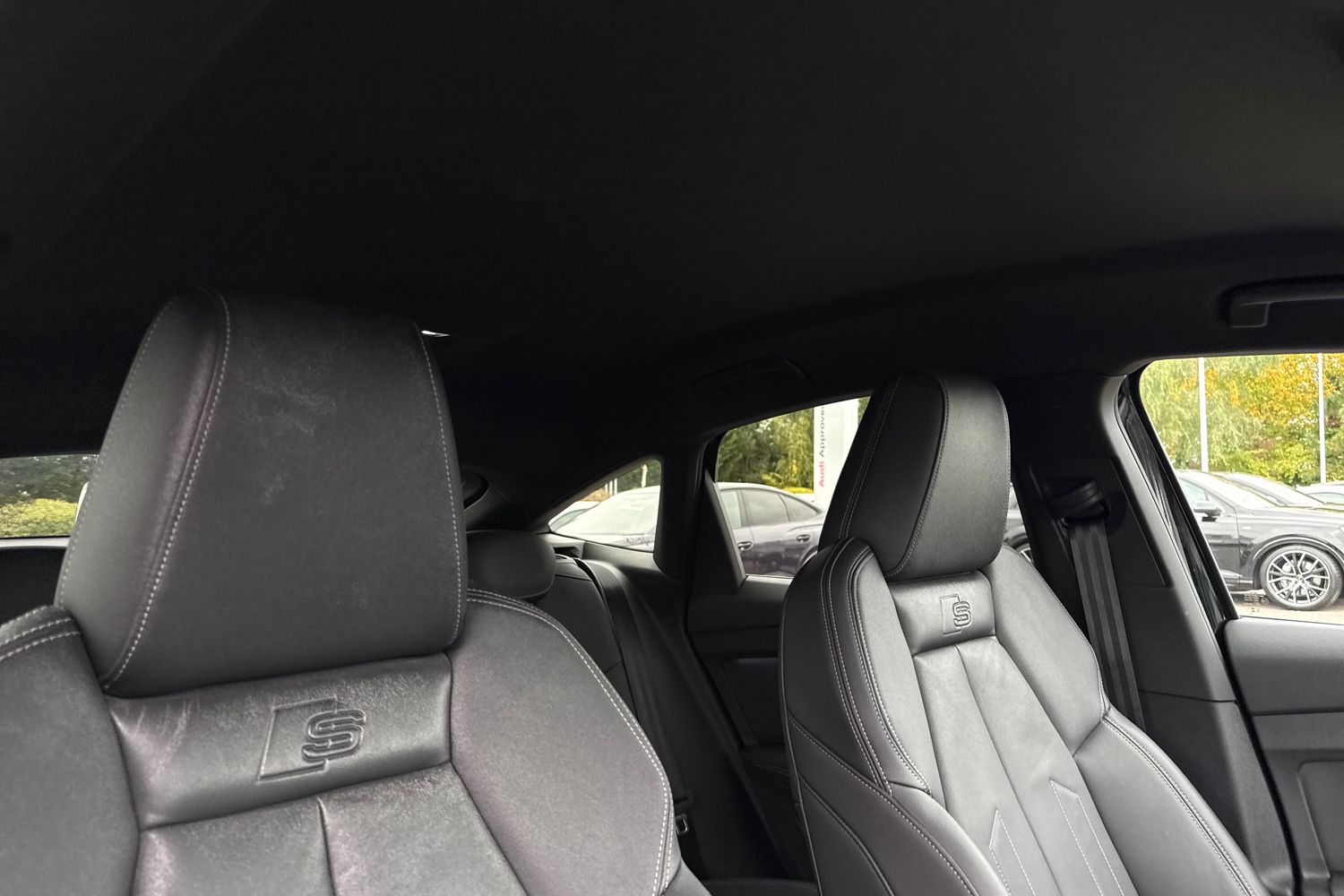 Used Audi Q4 e-tron 2025 for sale - 76435921: Photo 24