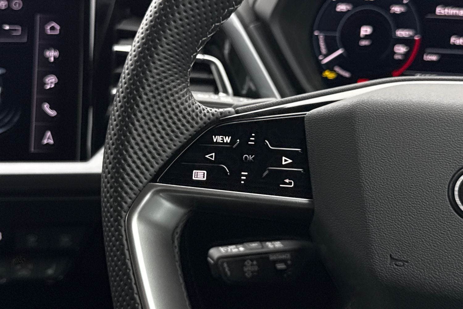 Used Audi Q4 e-tron 2025 for sale - 76435921: Photo 37