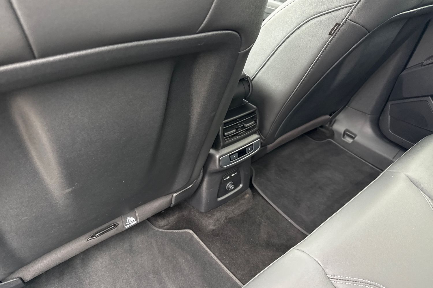 Used Audi Q4 e-tron 2025 for sale - 76435921: Photo 46