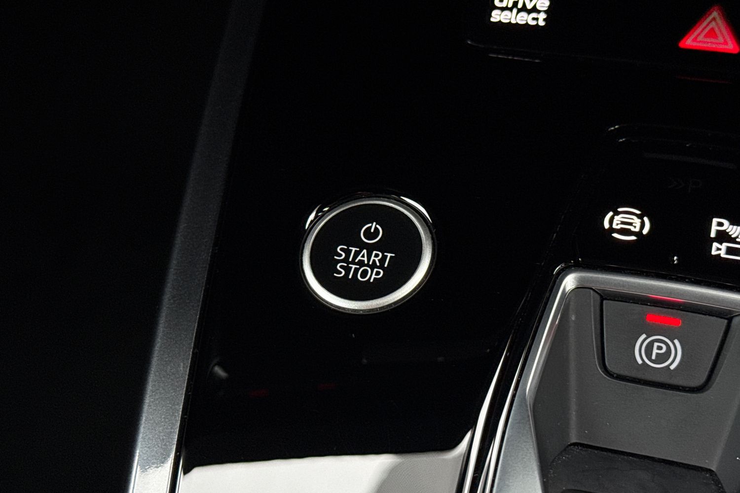 Used Audi Q4 e-tron 2025 for sale - 76435921: Photo 49