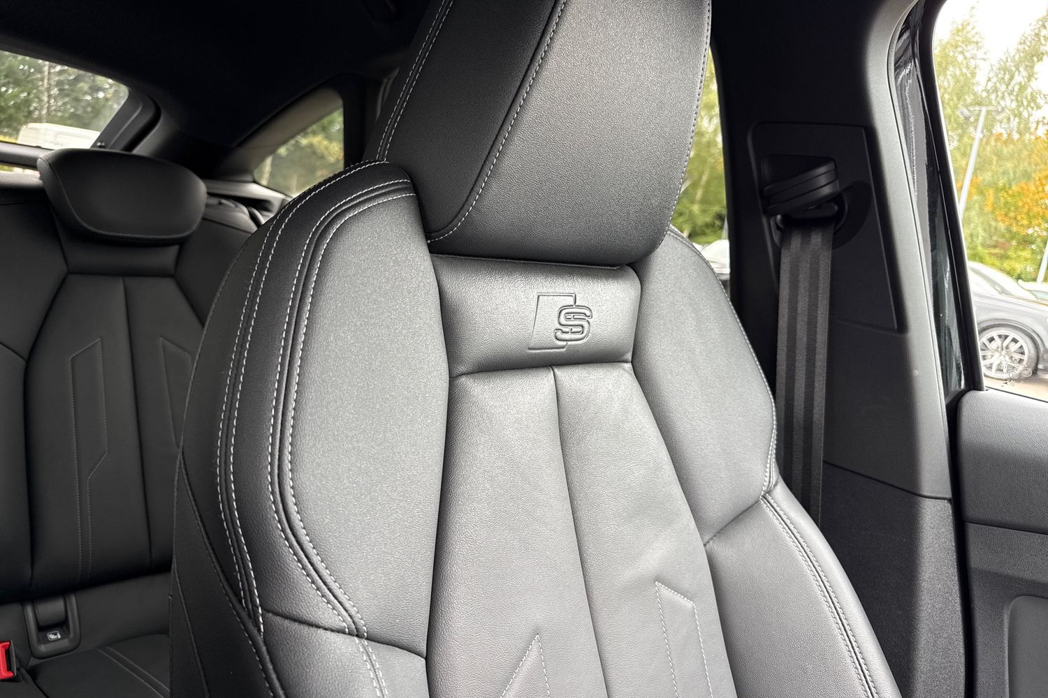 Used Audi Q4 e-tron 2025 for sale - 76435921: Photo 53