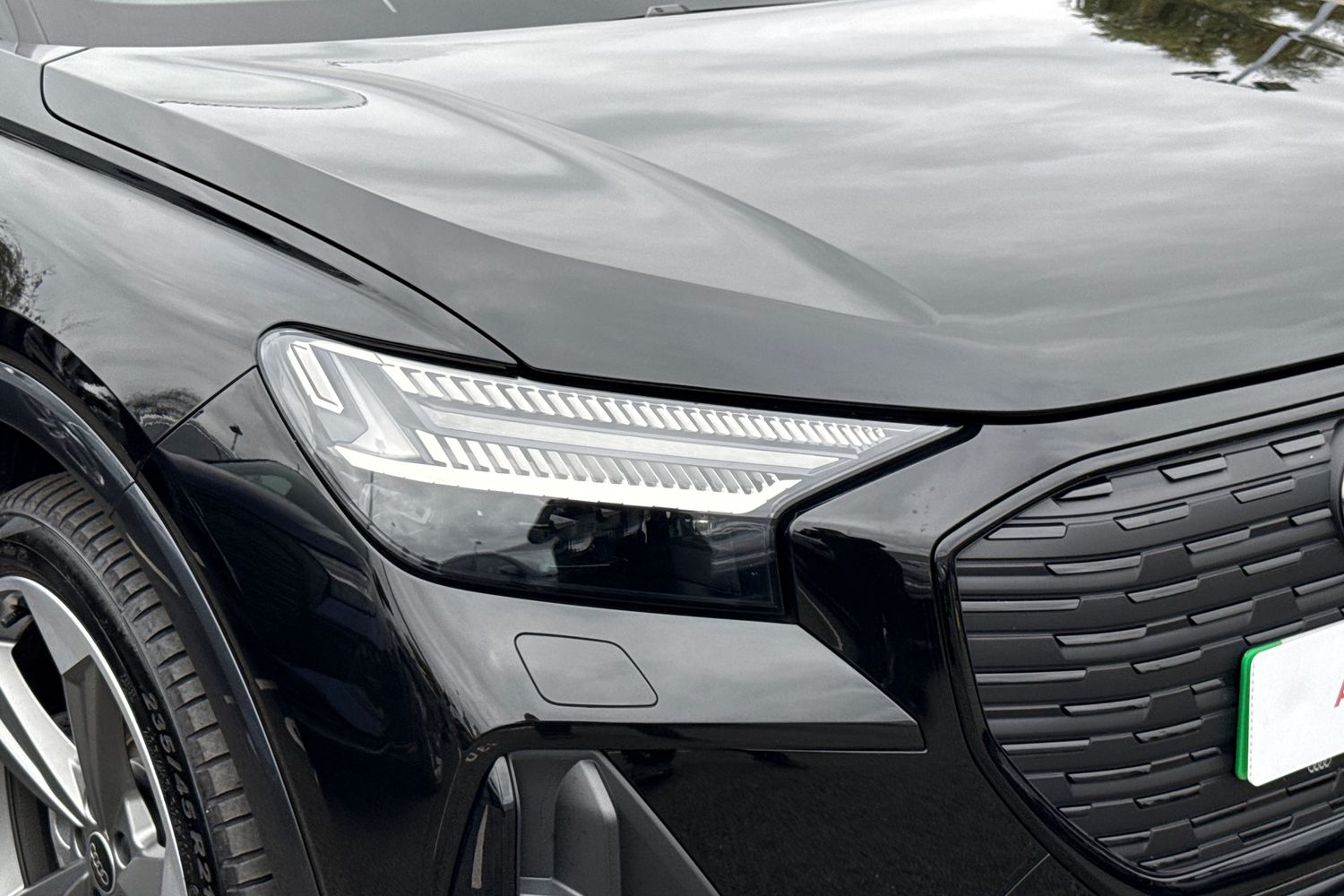 Used Audi Q4 e-tron 2025 for sale - 76435921: Photo 9