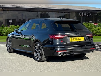 Used Audi S4 Avant 2024 for sale - 76185984: Photo 2