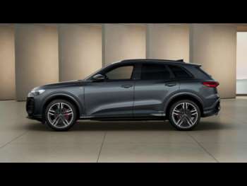 Used Audi Q5 2025 for sale - 74854945: Photo