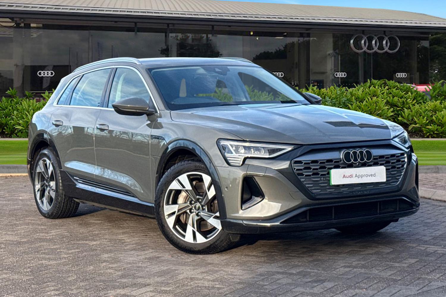 Used Audi Q8 2023 for sale - 76968028: Photo 1