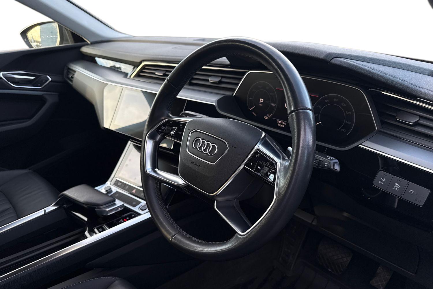 Used Audi Q8 2023 for sale - 76968028: Photo 13