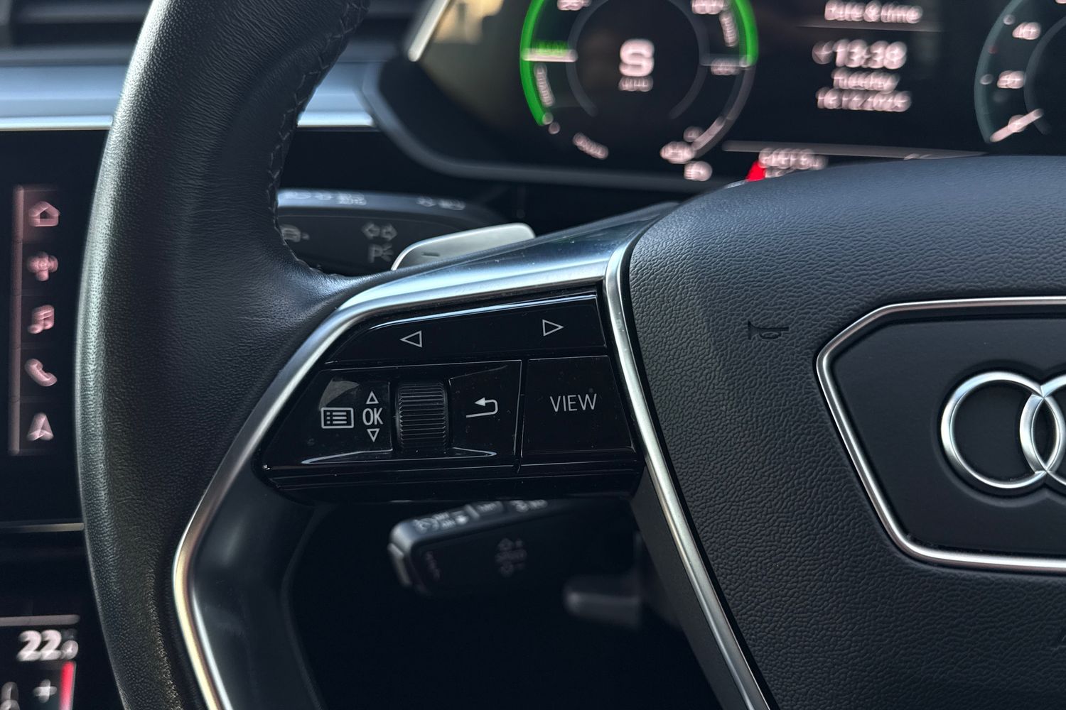 Used Audi Q8 2023 for sale - 76968028: Photo 57