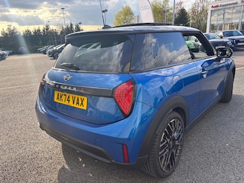 Used MINI Cooper 2024 for sale - 78383054: Photo