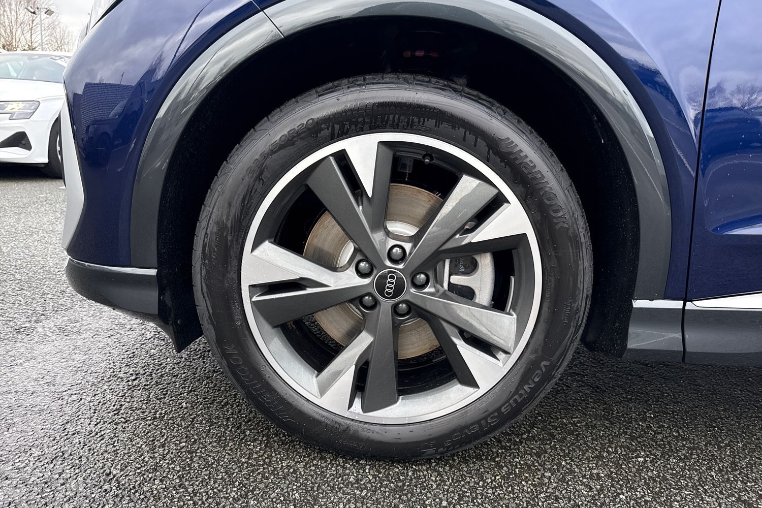 Used Audi Q4 e-tron 2026 for sale - 77747639: Photo 9