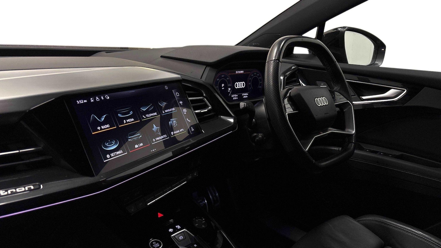 Used Audi Q4 e-tron 2022 for sale - 77275365: Photo 2