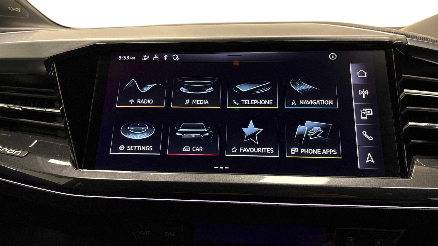 Used Audi Q4 e-tron 2022 for sale - 77275365: Photo 8