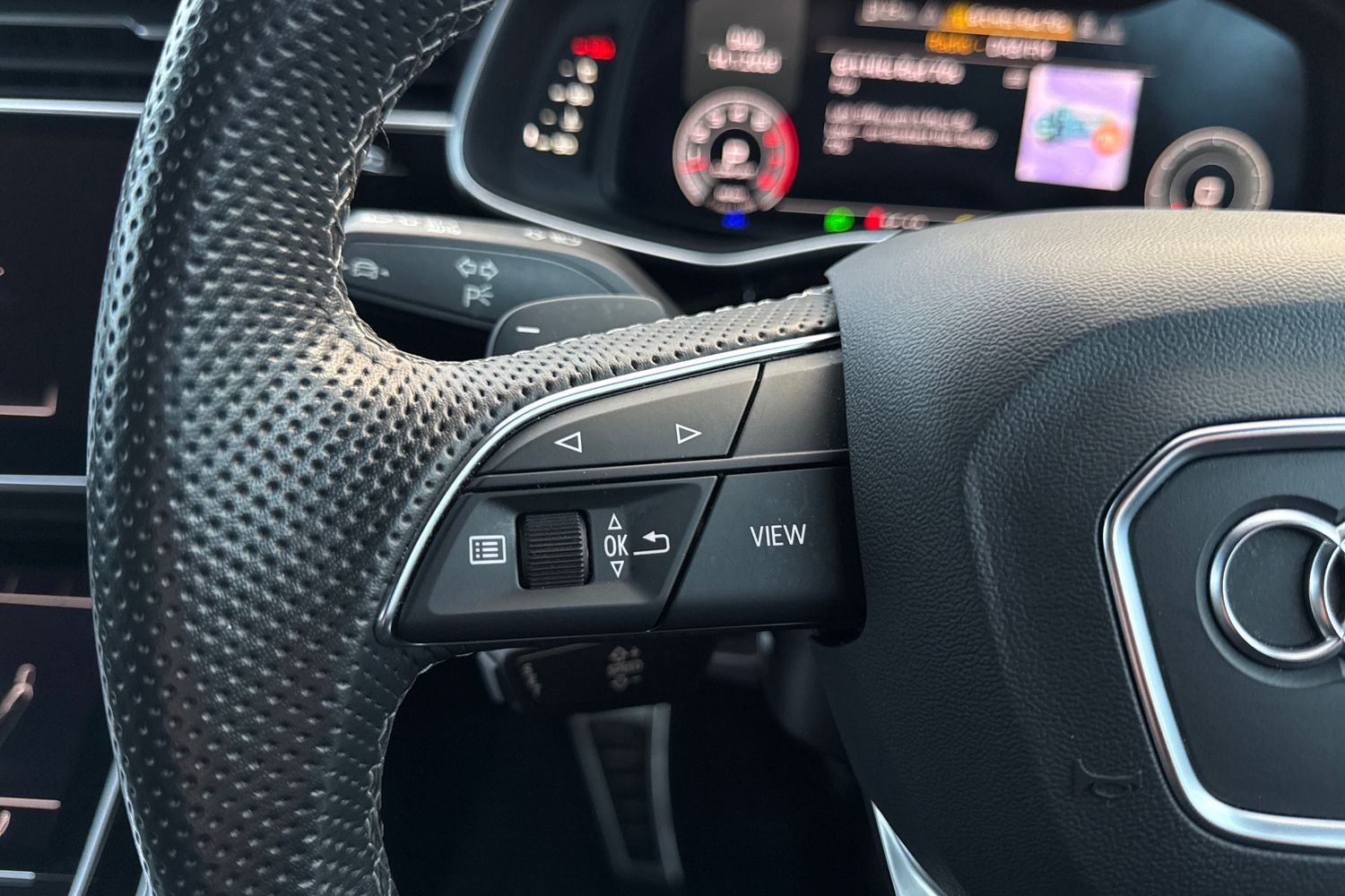 Used Audi Q8 2023 for sale - 77206589: Photo 48