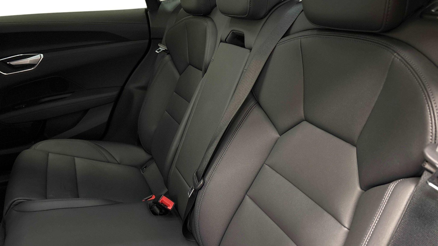 Used Audi e-tron GT 2022 for sale - 76558252: Photo 7