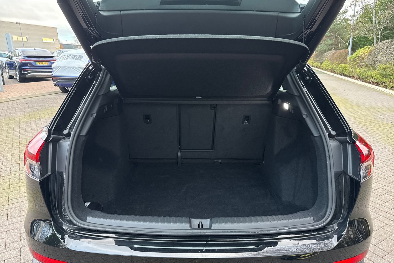 Used Audi Q4 e-tron 2024 for sale - 76836345: Photo 10