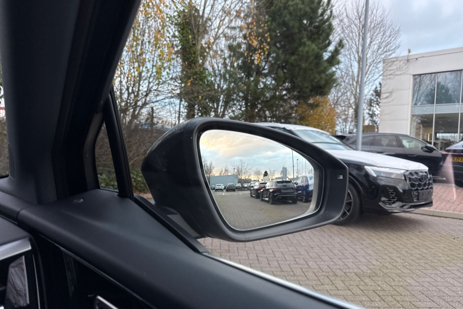 Used Audi Q4 e-tron 2024 for sale - 76836345: Photo 18