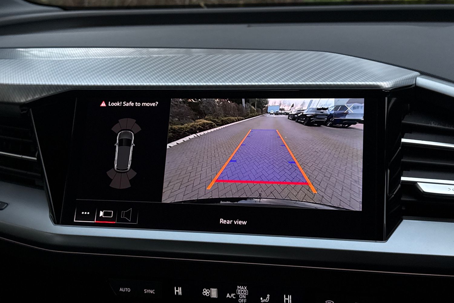 Used Audi Q4 e-tron 2024 for sale - 76836345: Photo 36