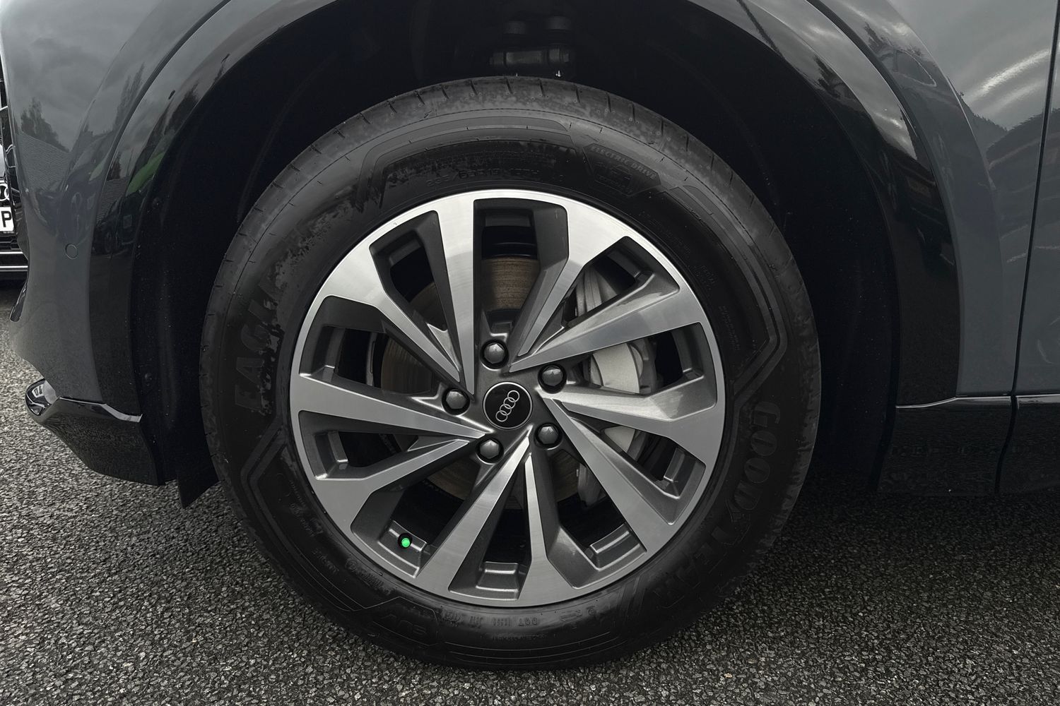 Used Audi Q6 e-tron 2025 for sale - 76662149: Photo 12