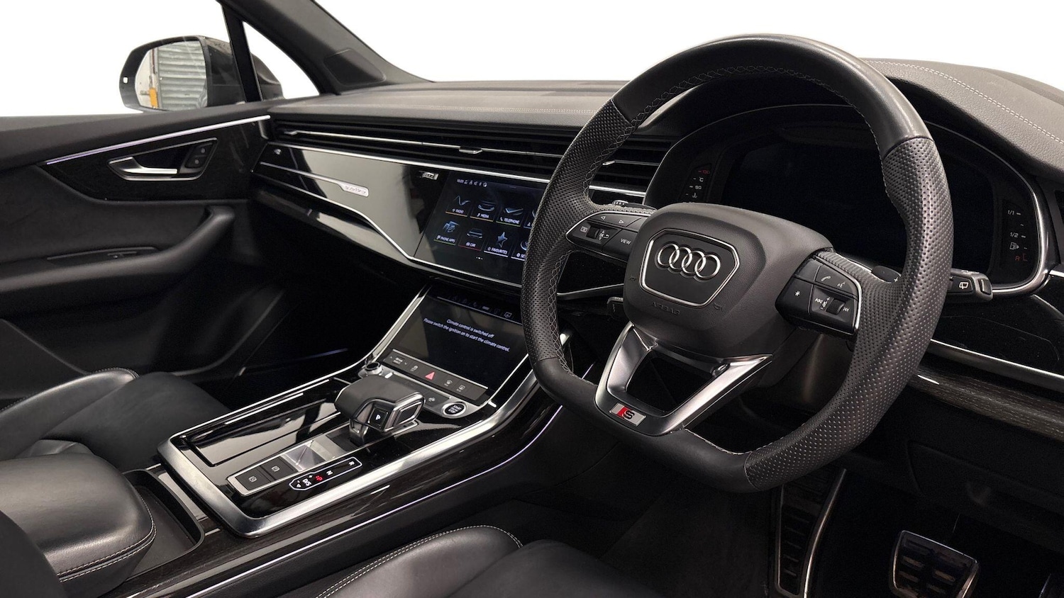 Used Audi Q7 2023 for sale - 78224374: Photo 6