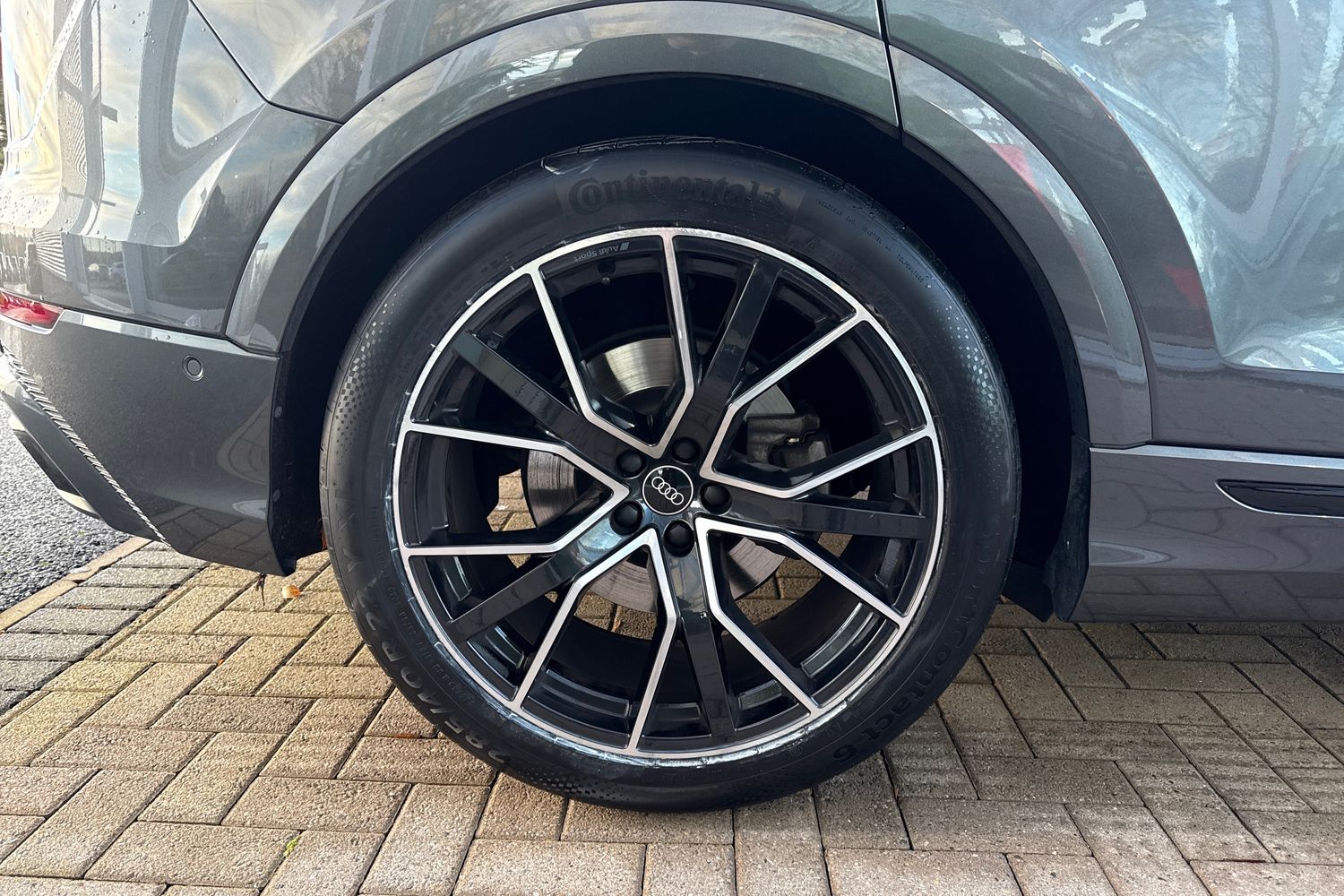 Used Audi Q8 2023 for sale - 76789542: Photo 12