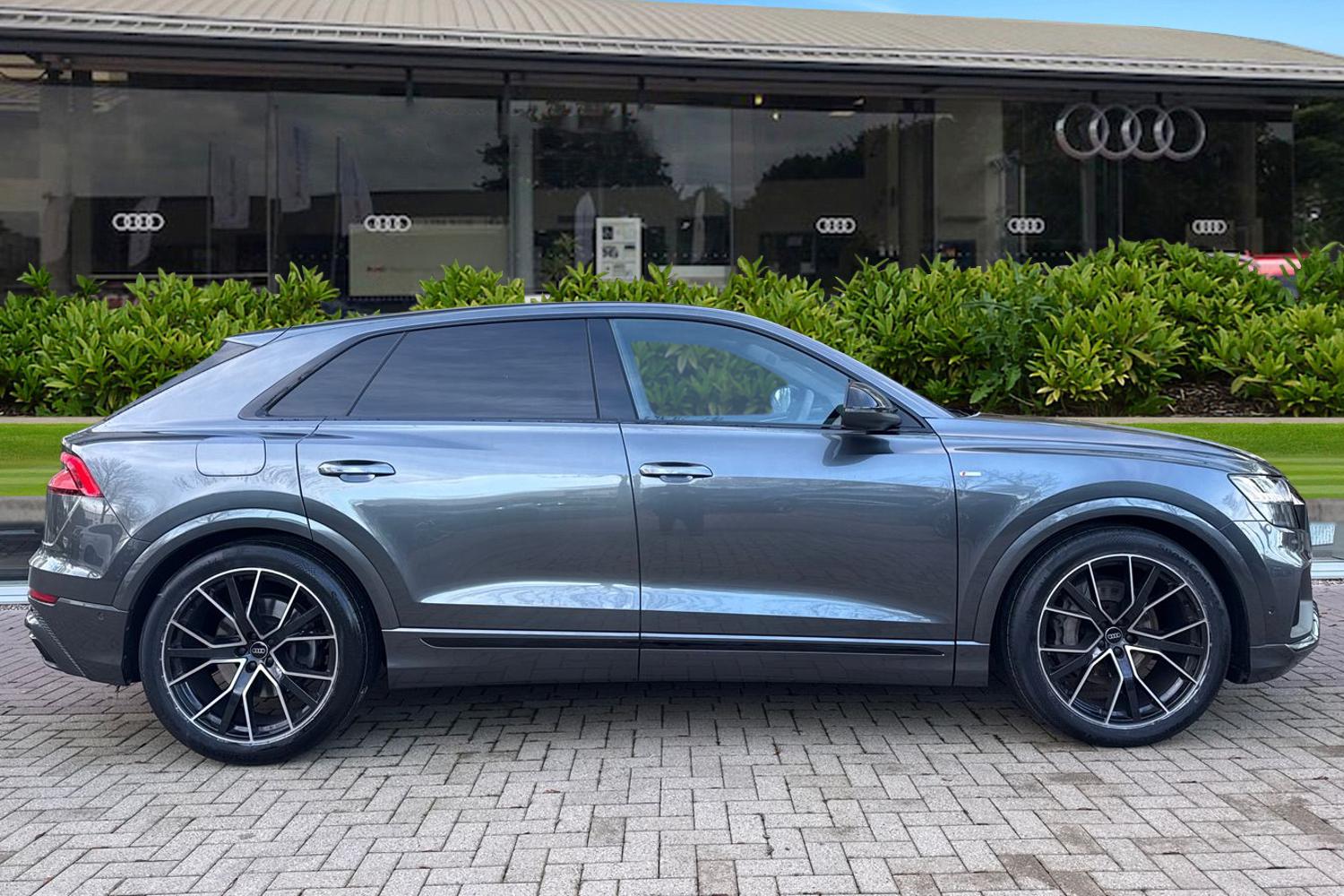 Used Audi Q8 2023 for sale - 76789542: Photo 3