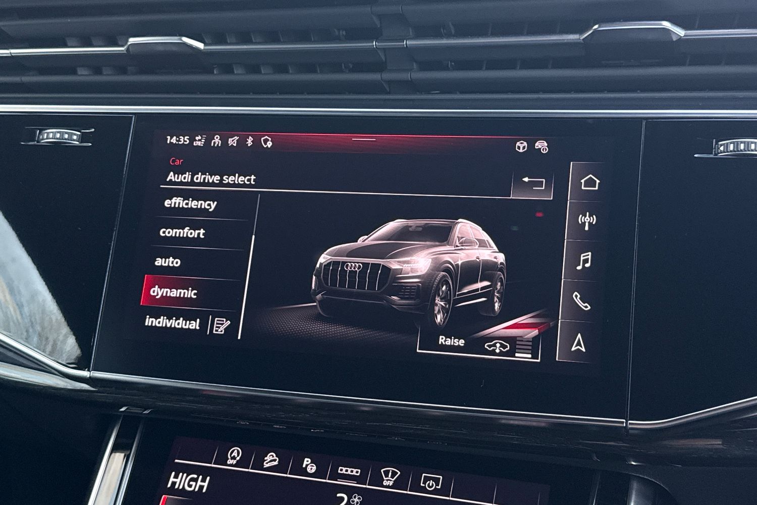 Used Audi Q8 2023 for sale - 76789542: Photo 32