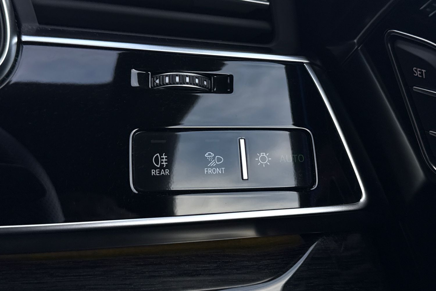 Used Audi Q8 2023 for sale - 76789542: Photo 42