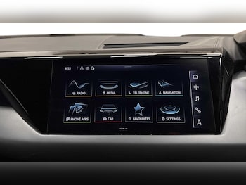 Used Audi e-tron GT 2022 for sale - 78552130: Photo